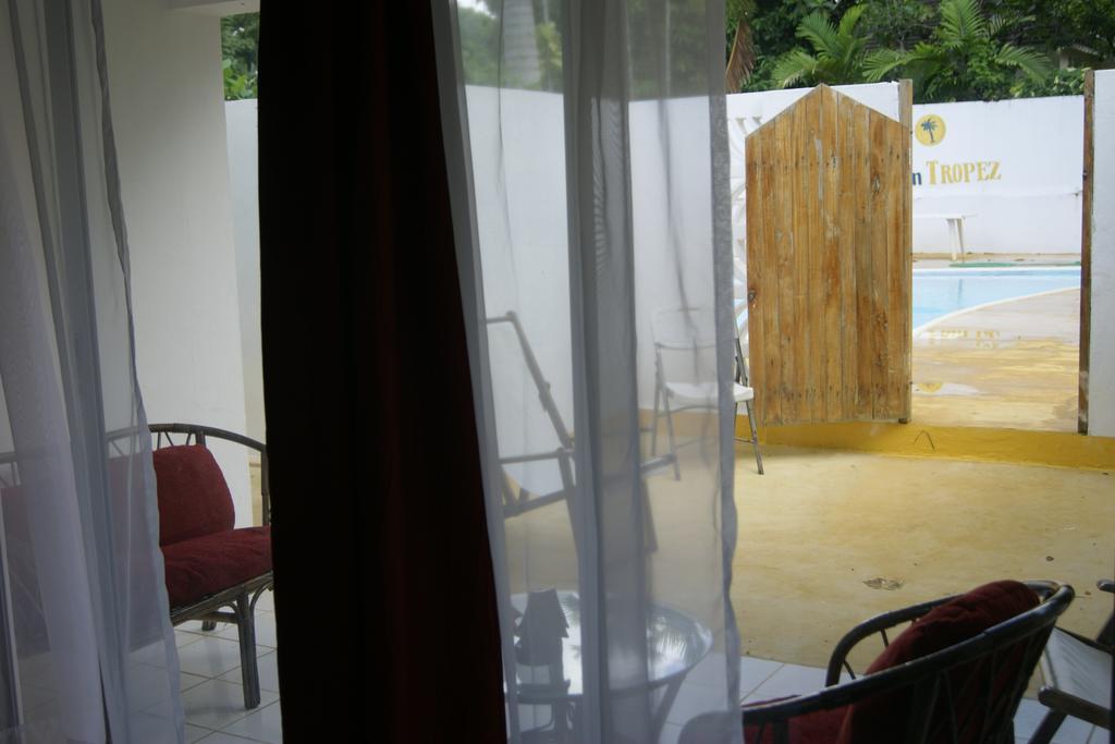 San San Tropez Hotel Port Antonio Exterior photo