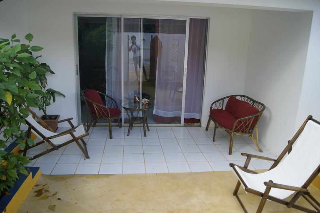 San San Tropez Hotel Port Antonio Exterior photo