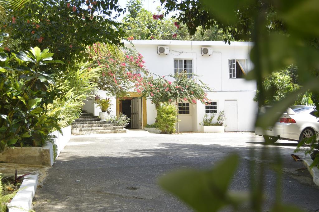 San San Tropez Hotel Port Antonio Exterior photo